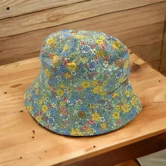 Boutique Mint Green Multi-Color Dainty Floral Print Reversible Bucket Hat OSFM - Picture 4 of 6